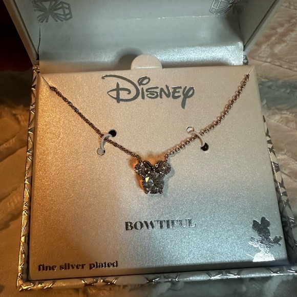 NIB Disney Minnie Mouse cubic zirconia silver sparkling necklace - Picture 3 of 5